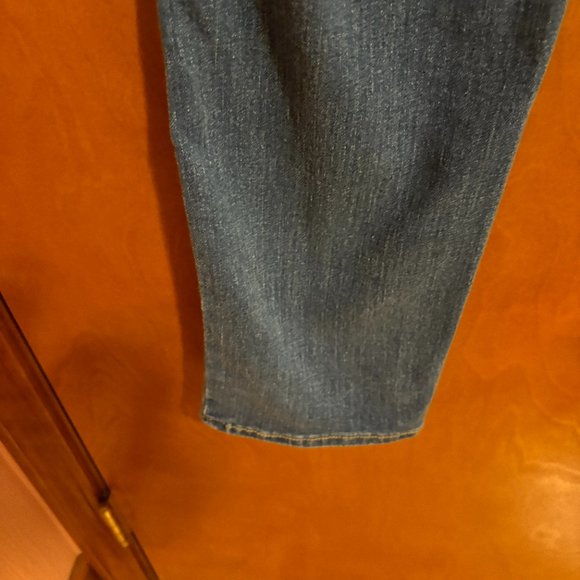 Old‎ Navy Original Mid Rise Women's Size 4 Short Blue Denim Jeans - Picture 12 of 12